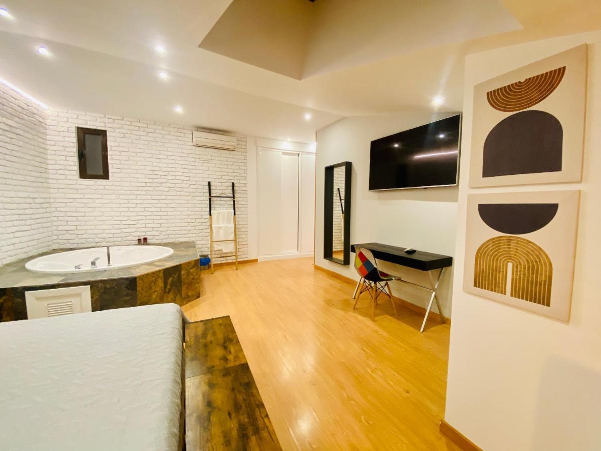 Suite Sorpresa Vut La Taberna Arenas de San Pedro Bagian luar foto
